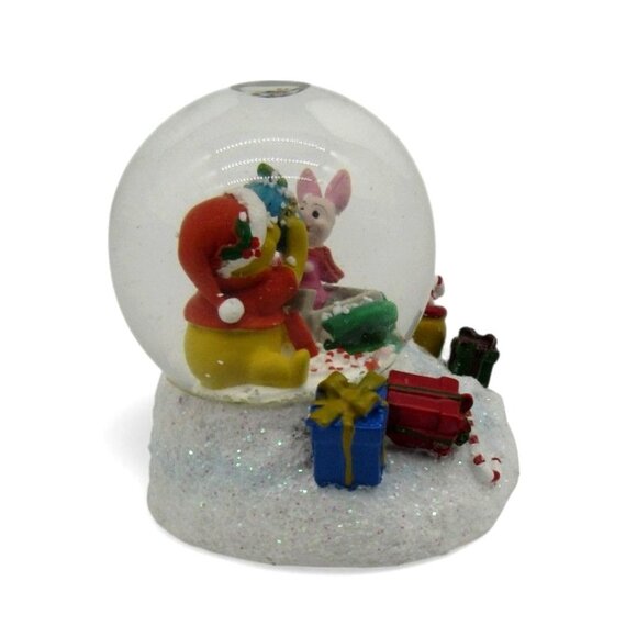 Bradford Exchange DISNEY All Wrapped Up For The Holidays Winnie Pooh Snow Globe - Picture 2 of 10